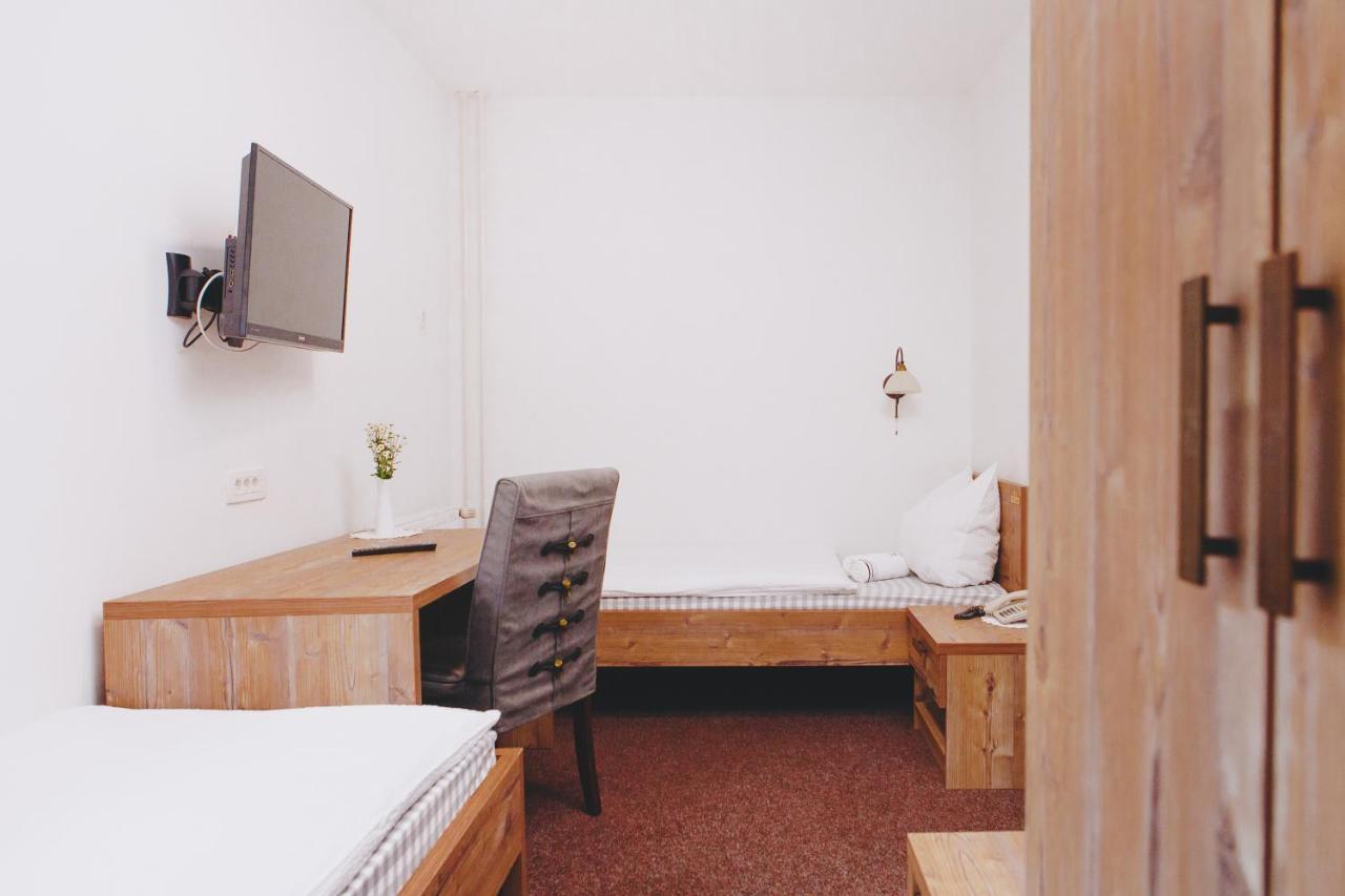 Gostisce Krivograd Hotell Prevalje Exteriör bild