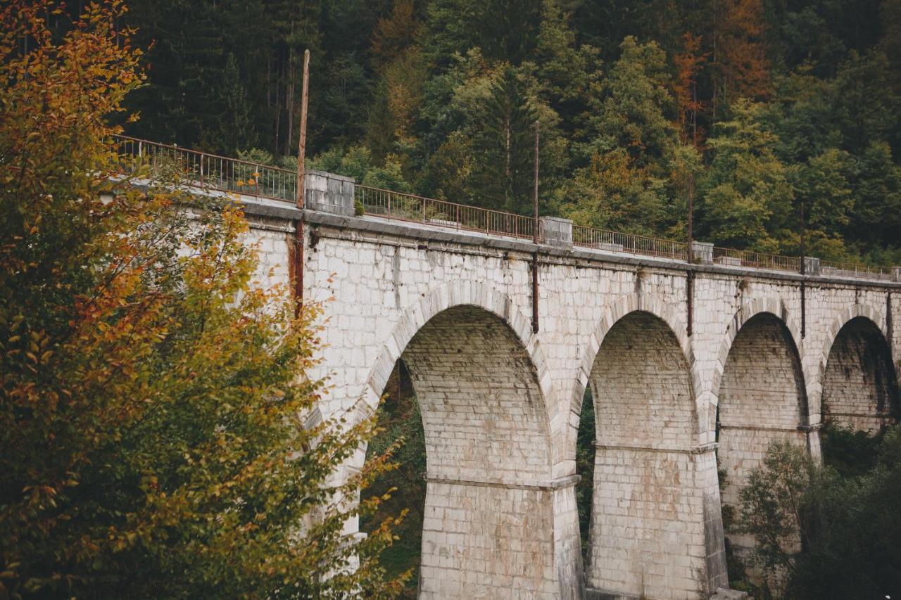 Gostisce Krivograd Hotell Prevalje Exteriör bild